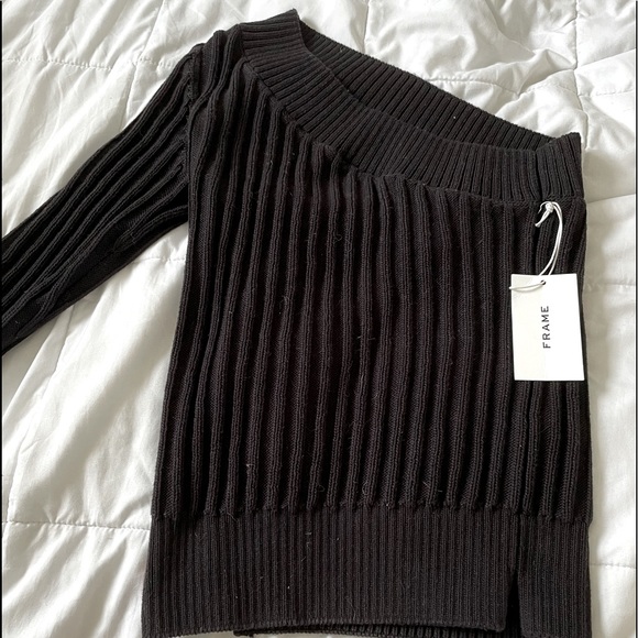 NWT Frame Cable Knit One Shoulder Sweater - Picture 5 of 7